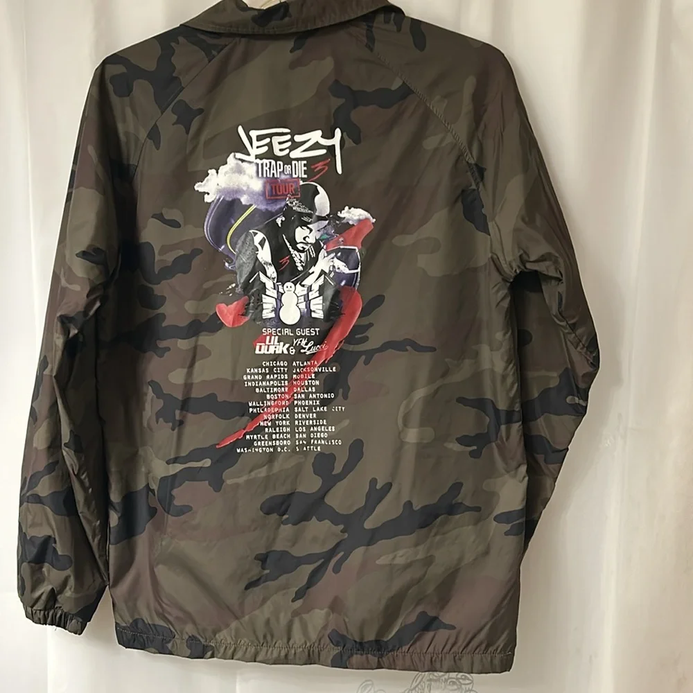 Jeezy Trap‎ or Die 3 Tour camo jacket.  Size small